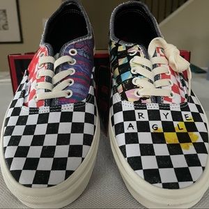 Vans Netflix "Stranger Things" Authentic Mens size 11.5